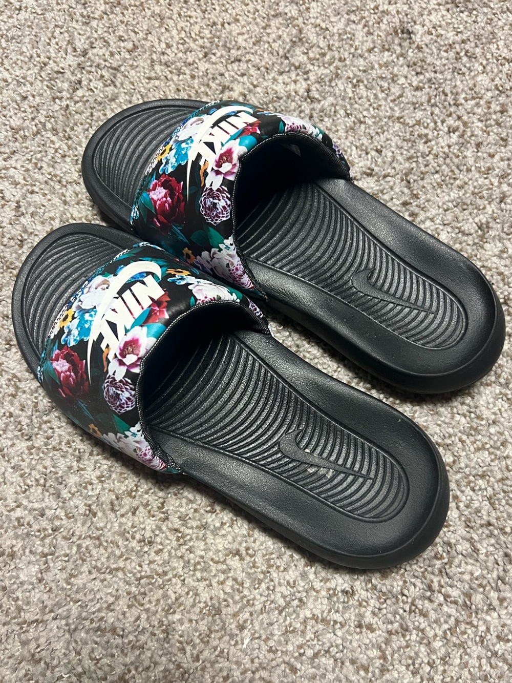 Nike Floral Black Slide Sandals